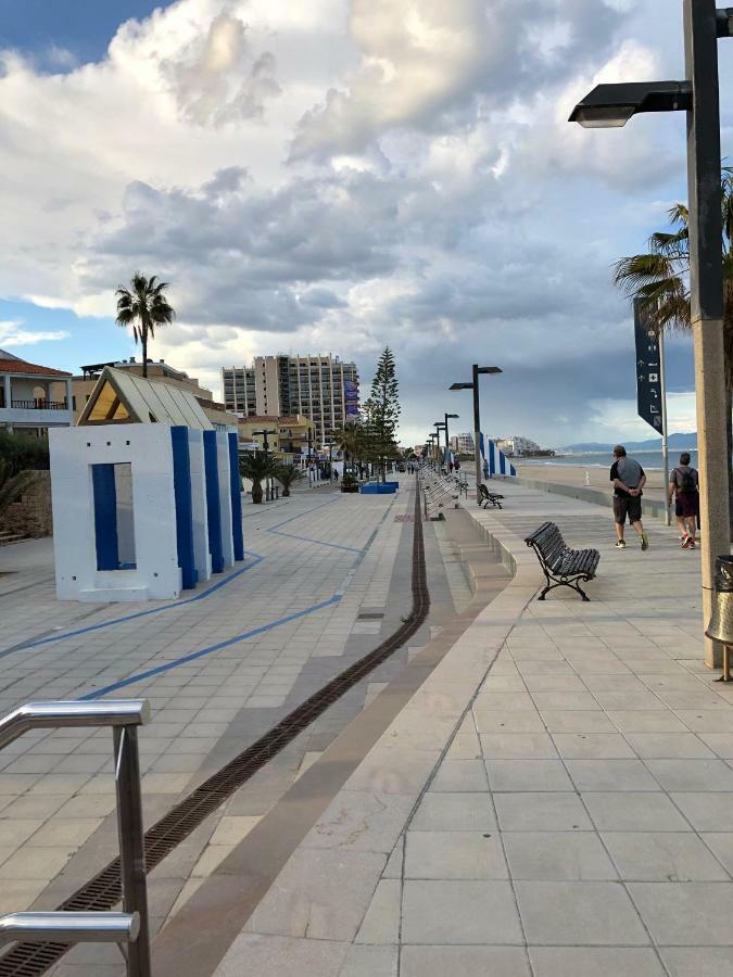 Luminoso Apartamento Con Piscina En Playa Morro De Gos オロペサ・デル・マール エクステリア 写真